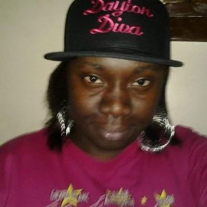 Meet your Posher, Aresha